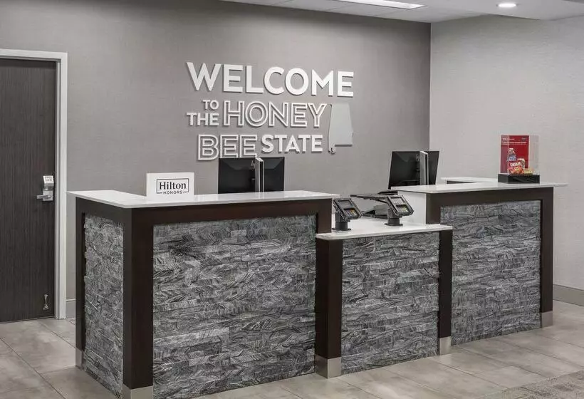 בית מלון כפרי Hampton Inn Birmingham I65/lakeshore Drive