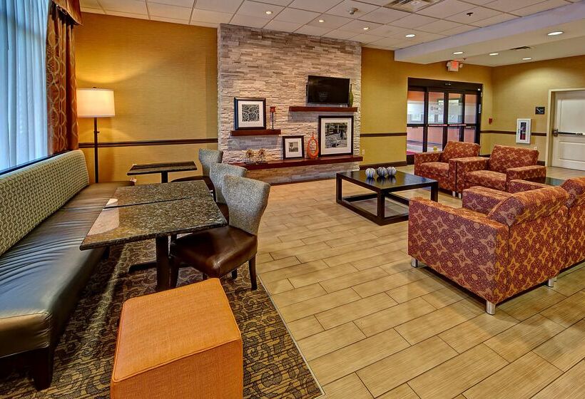 ホテル Hampton Inn Crossville