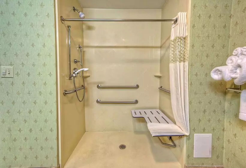 호텔 Hampton Inn Crossville