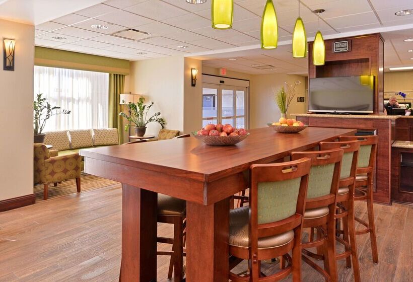 فندق Hampton Inn Grand Island