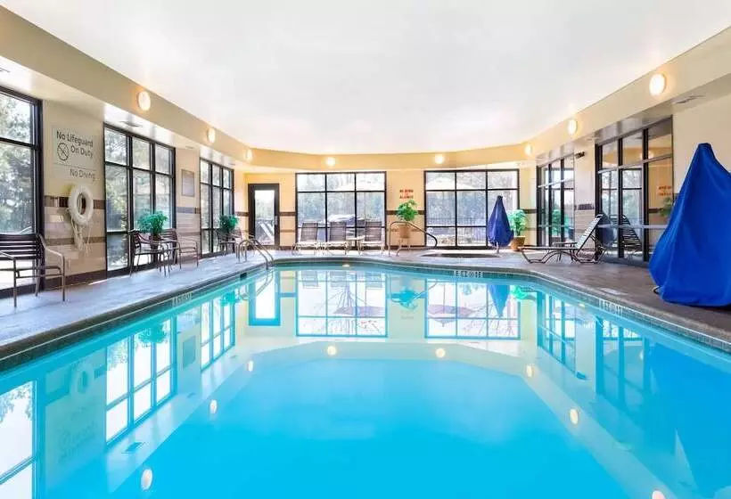 בית מלון כפרי Hampton Inn Ringgold Ft. Oglethorpe