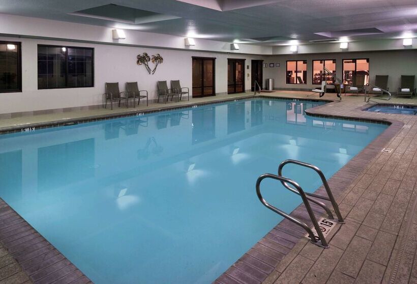 فندق Hampton Inn & Suites Carson City