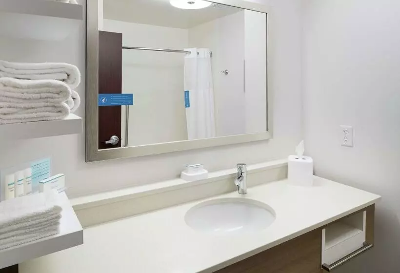 هتل Hampton Inn & Suites Pensacola I10 N At Univ. Town Plaza