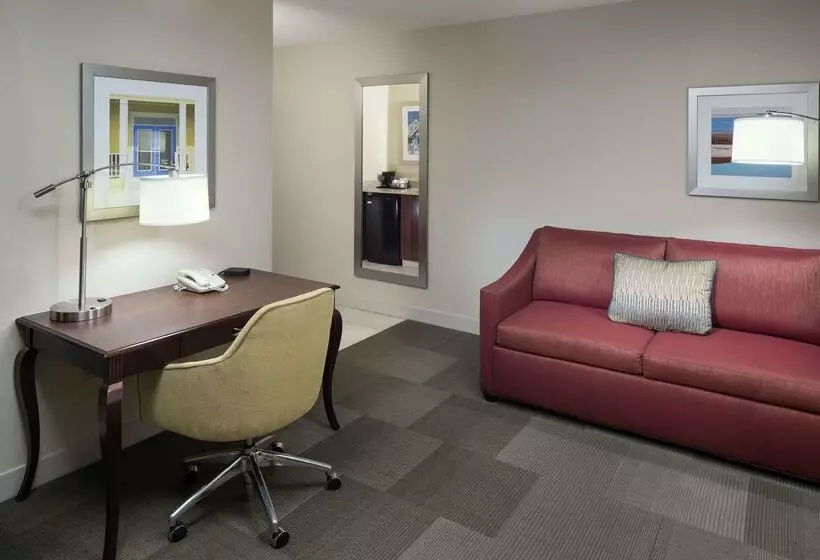 هتل Hampton Inn & Suites Pensacola I10 N At Univ. Town Plaza