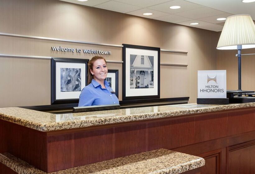 Отель Hampton Inn Watertown