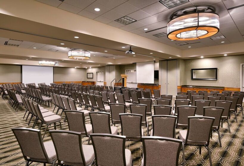 Отель Hilton Garden Inn Bozeman