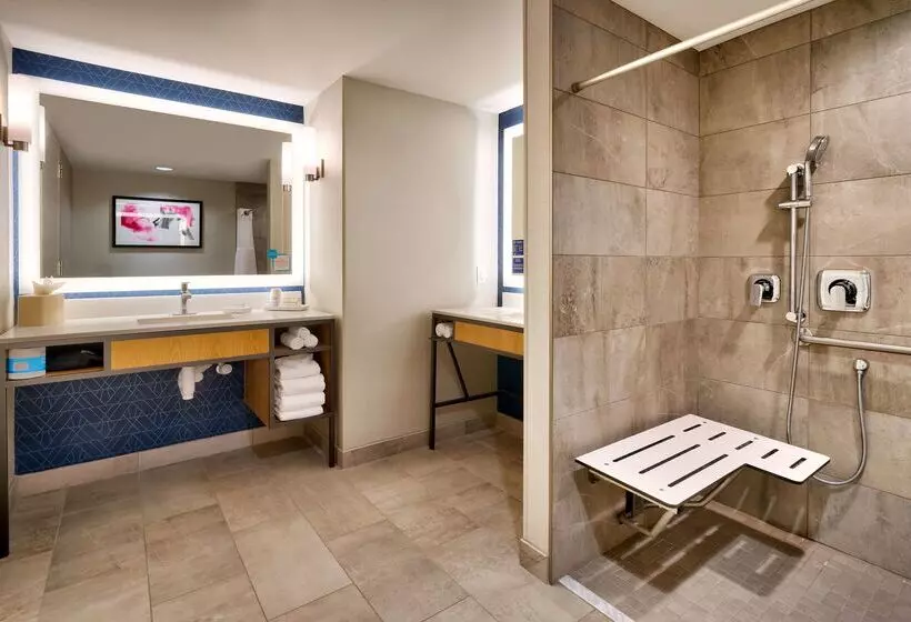 هتل Hilton Garden Inn Bozeman