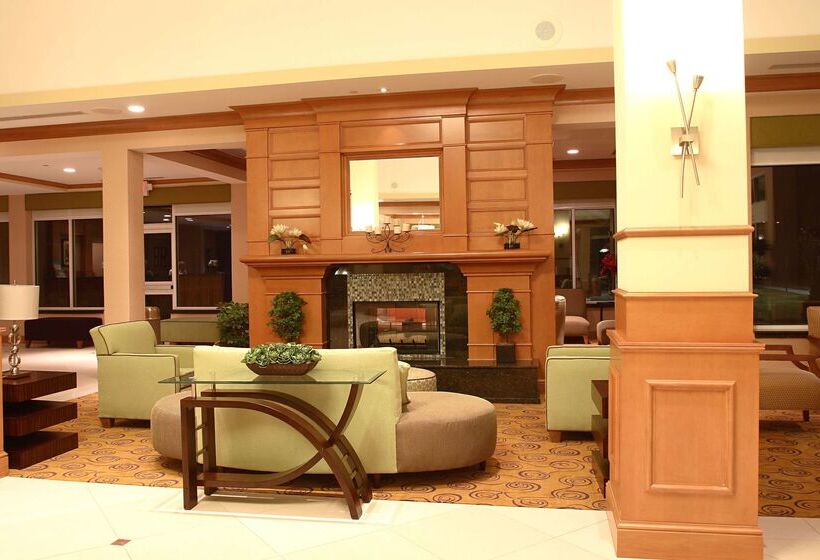 בית מלון כפרי Hilton Garden Inn Chesapeake/suffolk