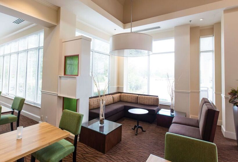 בית מלון כפרי Hilton Garden Inn Grand Forksund