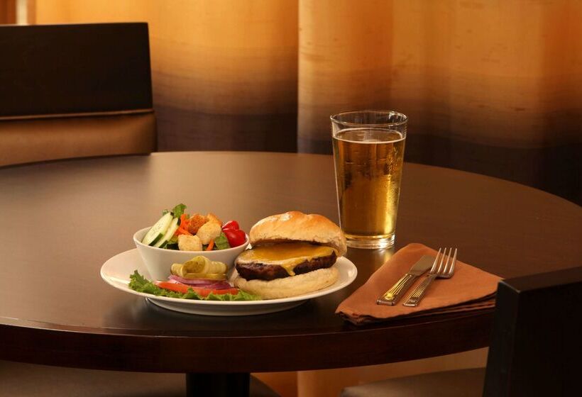 فندق Hilton Garden Inn Spokane Airport