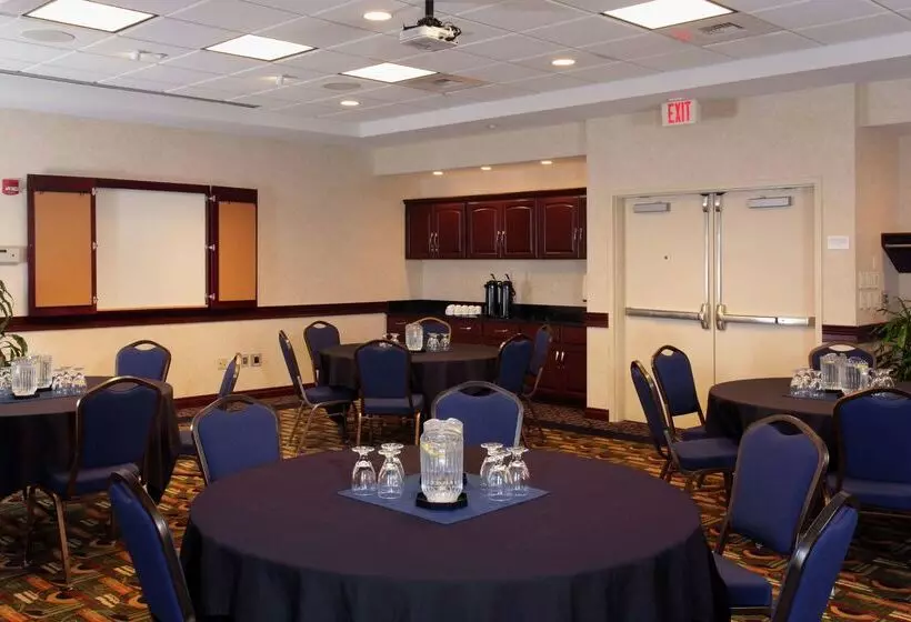 فندق Hilton Garden Inn Spokane Airport