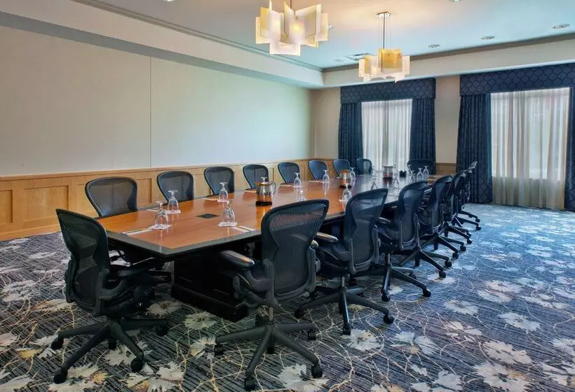 호텔 Hilton Garden Inn Toledo Perrysburg