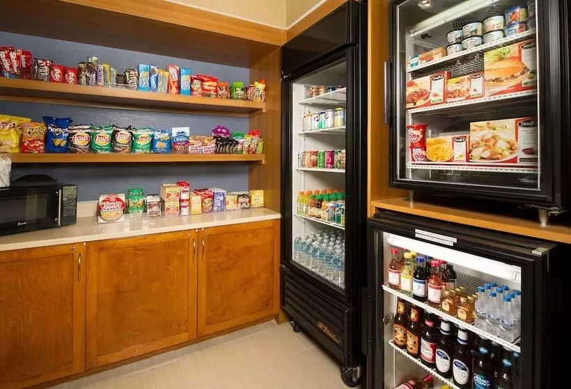 هتل Holiday Inn Express & Suites Columbia   East Elkridge, Jessup An Ihg