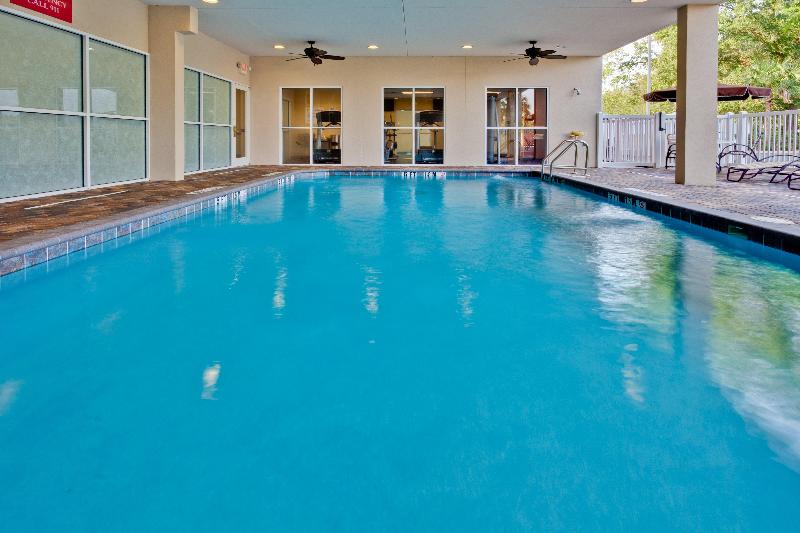 فندق Holiday Inn Express & Suites Lakeland North I 4, An Ihg