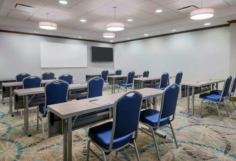 호텔 Homewood Suites By Hilton Clevelandbeachwood