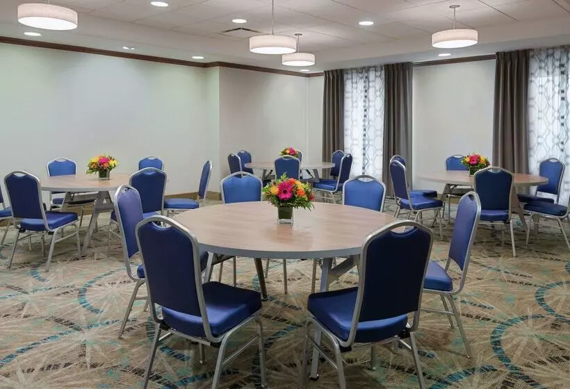 호텔 Homewood Suites By Hilton Clevelandbeachwood