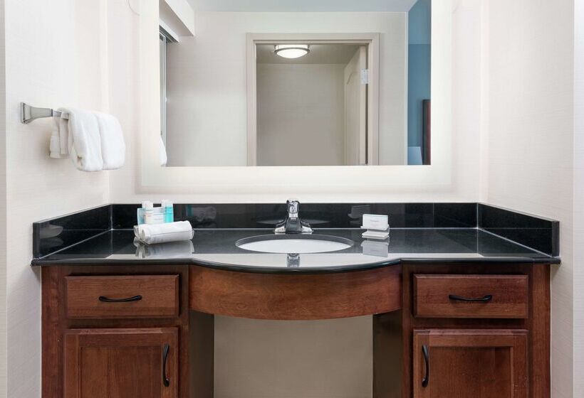 호텔 Homewood Suites By Hilton Clevelandbeachwood