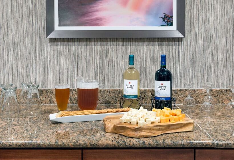 호텔 Homewood Suites By Hilton Clevelandbeachwood