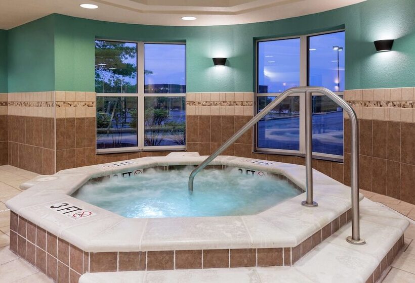 호텔 Homewood Suites By Hilton Clevelandbeachwood