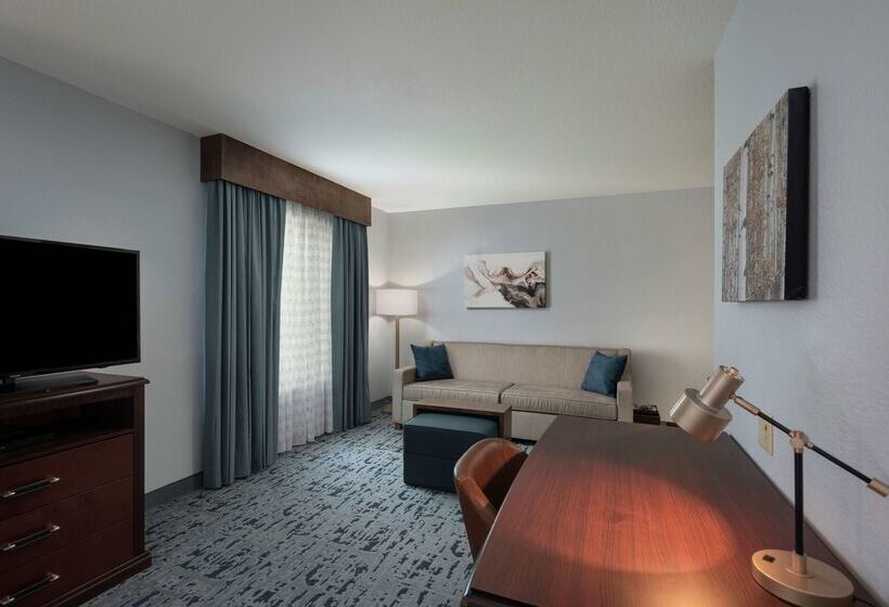 هتل Homewood Suites By Hilton Fort Collins