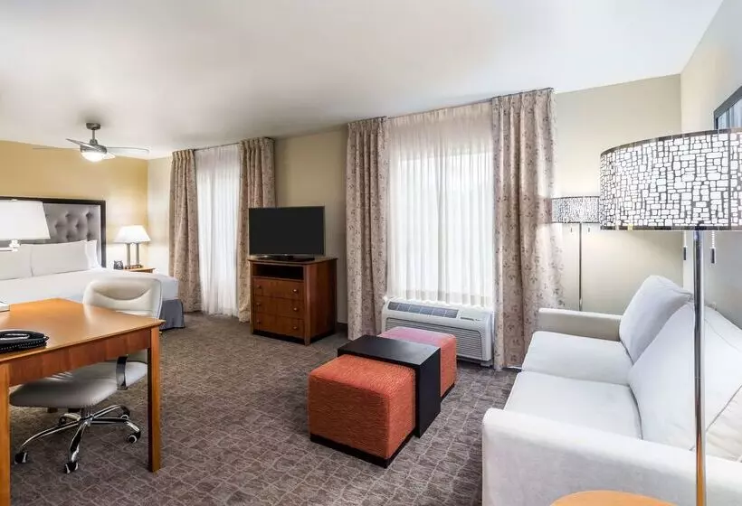 هتل Homewood Suites By Hilton St. Louis Riverport Airport West