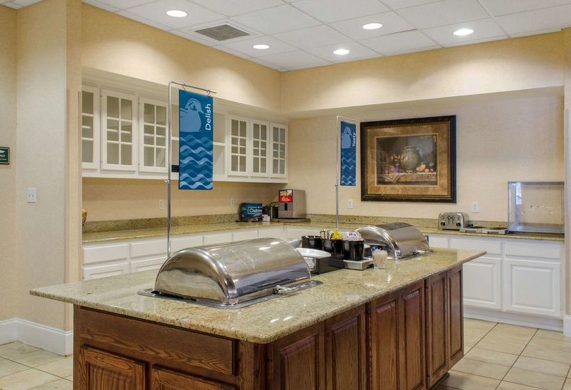 בית מלון כפרי Homewood Suites Covington