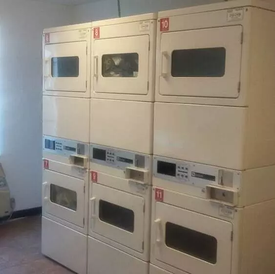 酒店 Intown Suites Extended Stay Norfolk Va