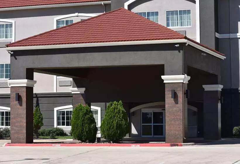 Отель La Quinta By Wyndham Kyle Austin South