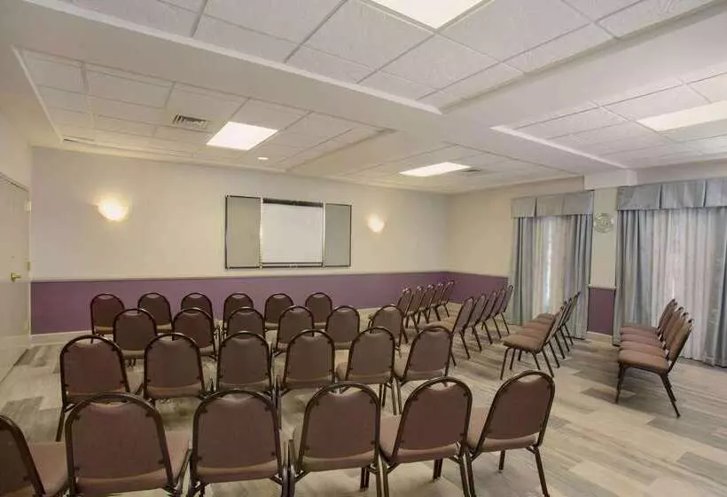 酒店 La Quinta By Wyndham Mobile   Daphne