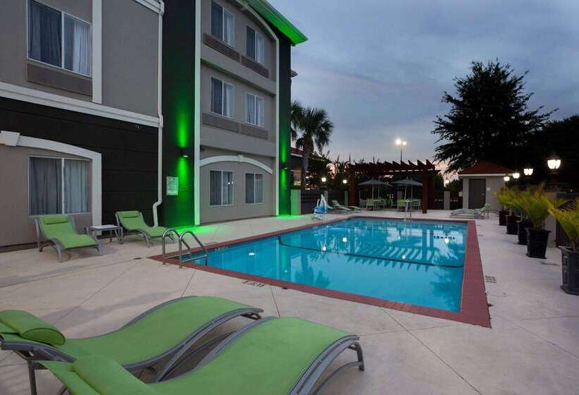 Отель La Quinta By Wyndham Mobile   Daphne