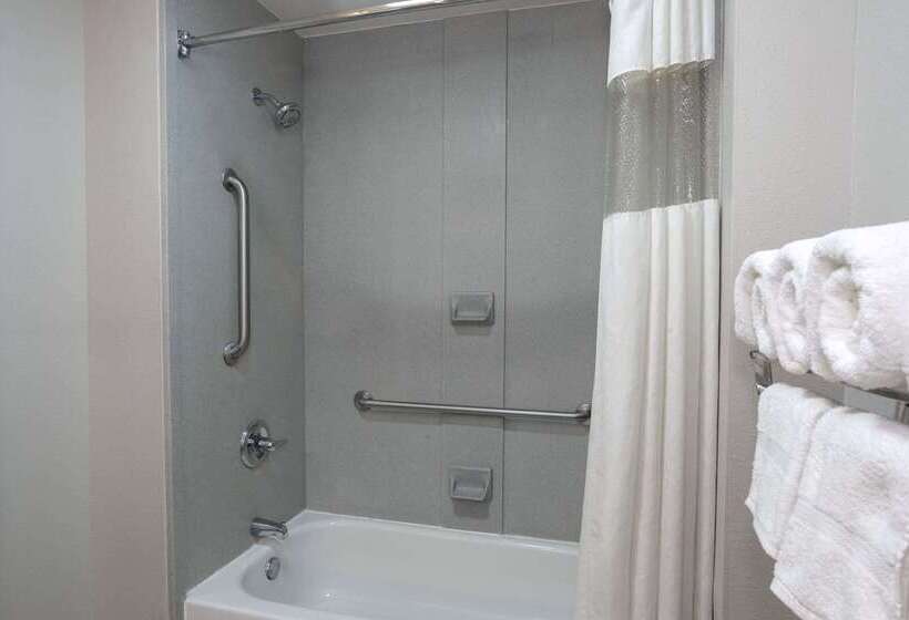 Отель La Quinta By Wyndham Mobile   Daphne