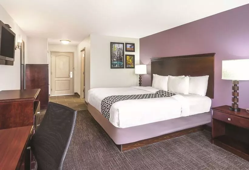 ホテル La Quinta By Wyndham Rome