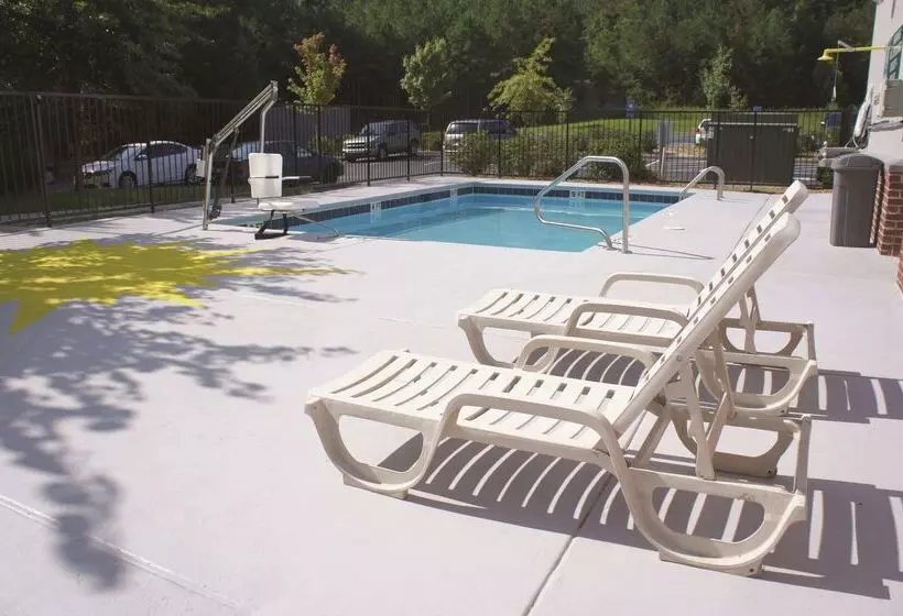 ホテル La Quinta By Wyndham Rome