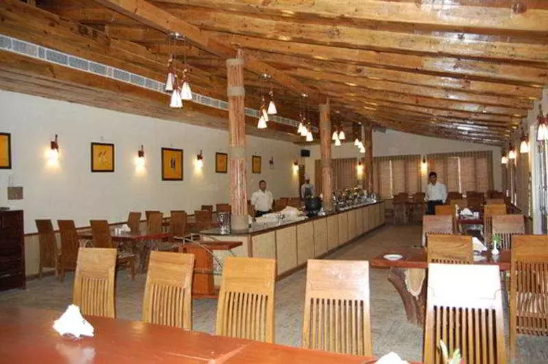 فندق Mapple Leisure Resort Corbett