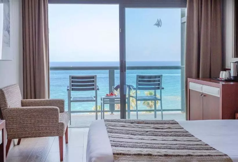 בית מלון כפרי Marins Suites  Adults Only