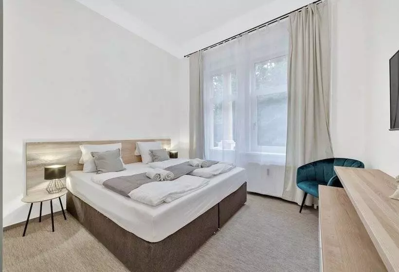 هتل Rezidence Villa Gloria