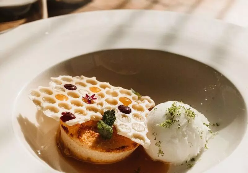 فندق ريفى Torre Mayorazgo