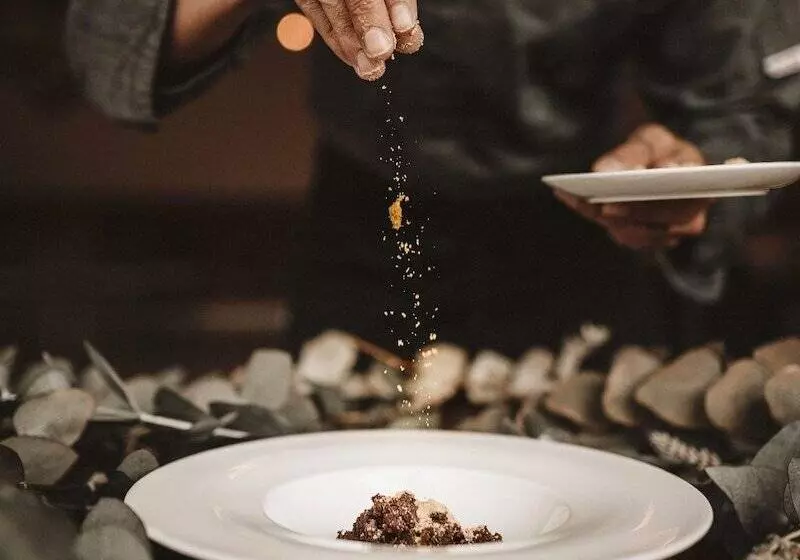 فندق ريفى Torre Mayorazgo