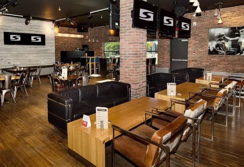 Sandman Hotel & Suites Calgary South