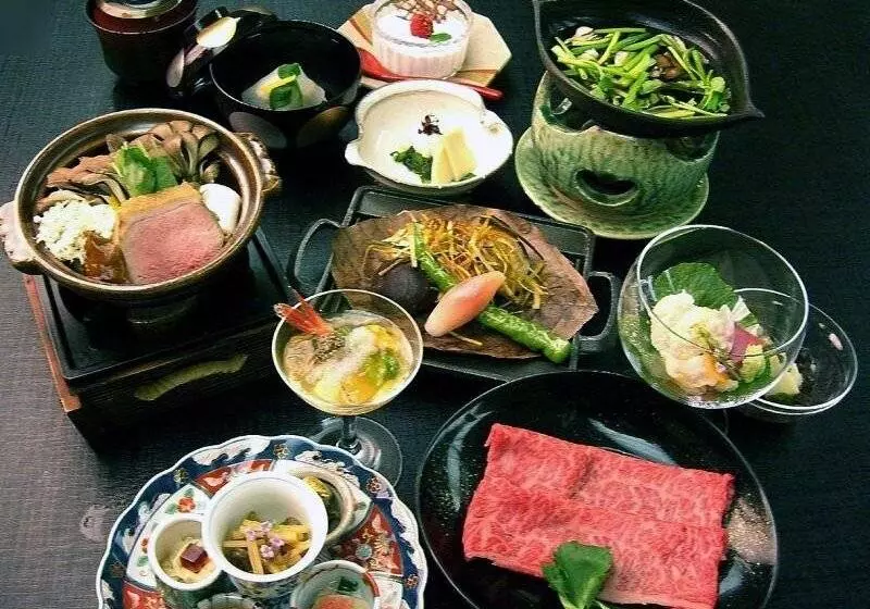 Отель Sasara Gero Hot Springs