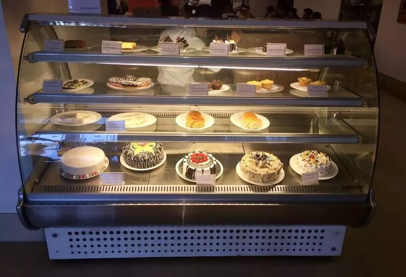 酒店 Taurus Sarovar Portico