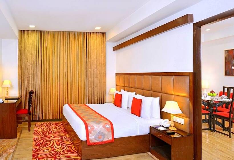 فندق Taurus Sarovar Portico