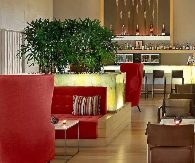 בית מלון כפרי The Westin Mumbai Garden City