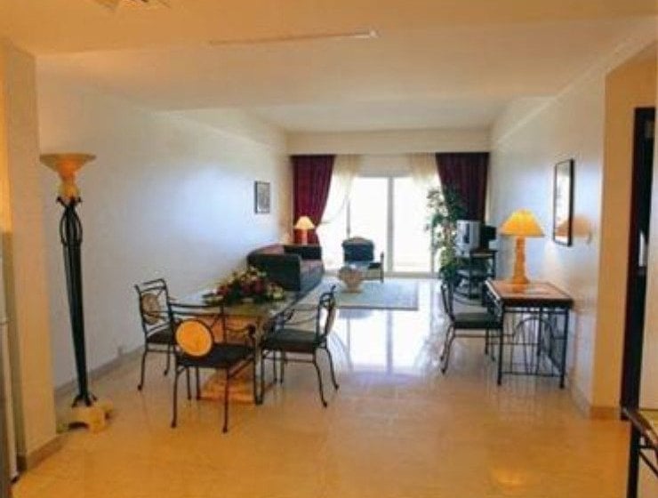 Landmark Suites Hotel Ajman