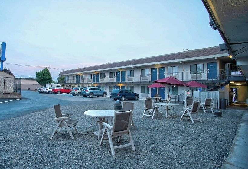 Motel 6 Salem, Or