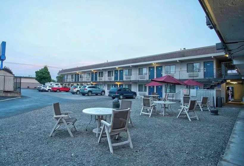 Motel 6 Salem, Or