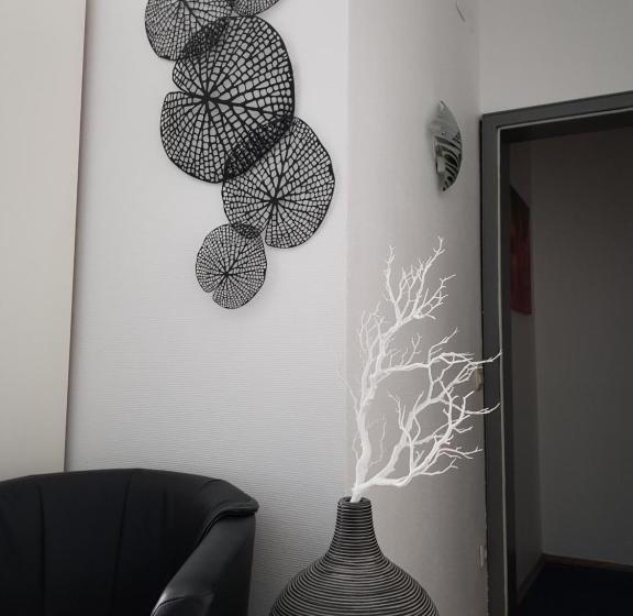 Parkhotel Villingen Und Boardingzimmer