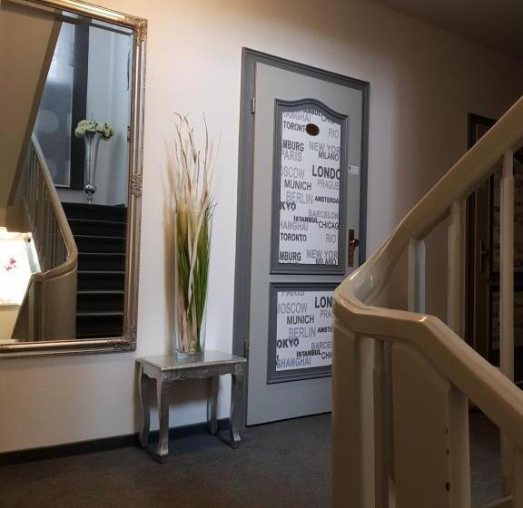 Parkhotel Villingen Und Boardingzimmer