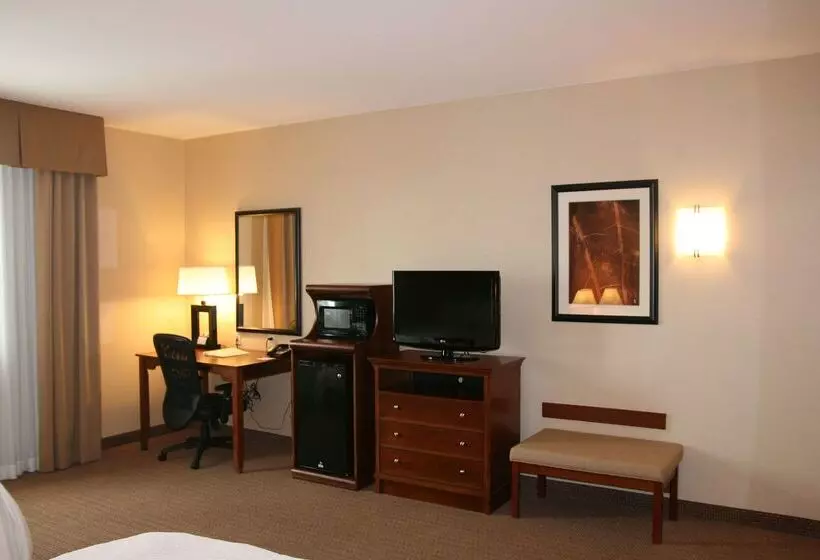 Hampton Inn & Suites Folsom
