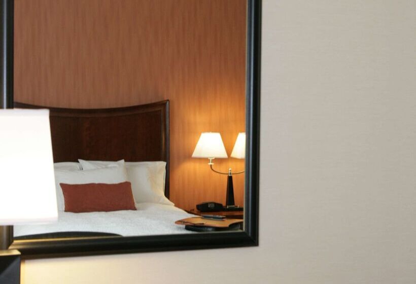 Hampton Inn & Suites Folsom